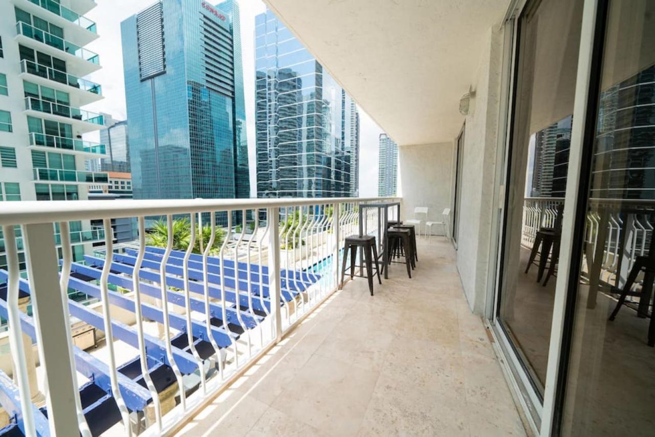 2bed 2 Bath Airbnb Friendly Building With Pool, Hot Tub, And Gym Holiday home *