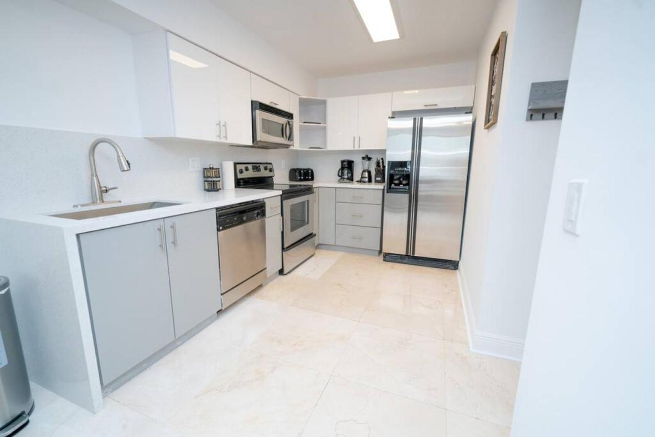 2bed 2 Bath Airbnb Friendly Building With Pool, Hot Tub, And Gym * Miami