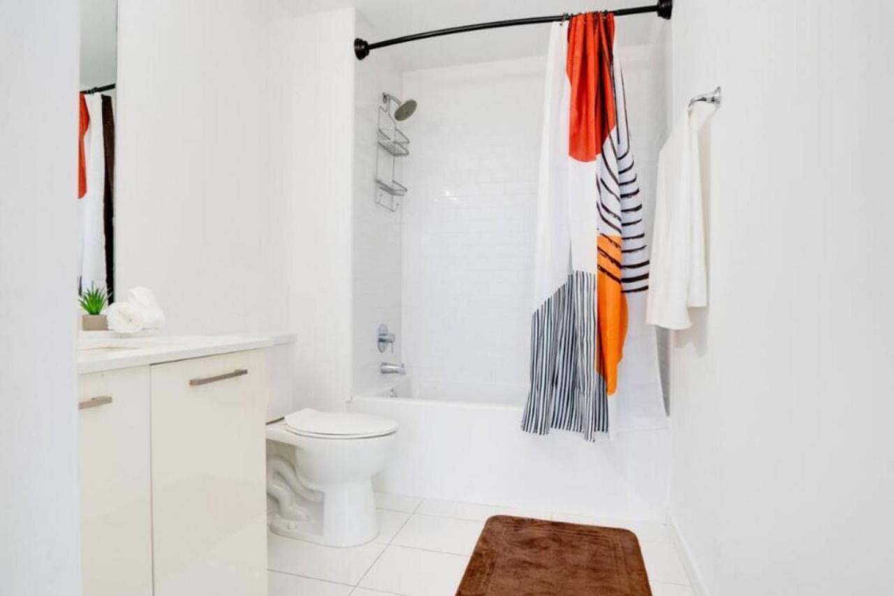 Holiday home Sun-splashed 1br Unit In Dwtn With Wfh *
