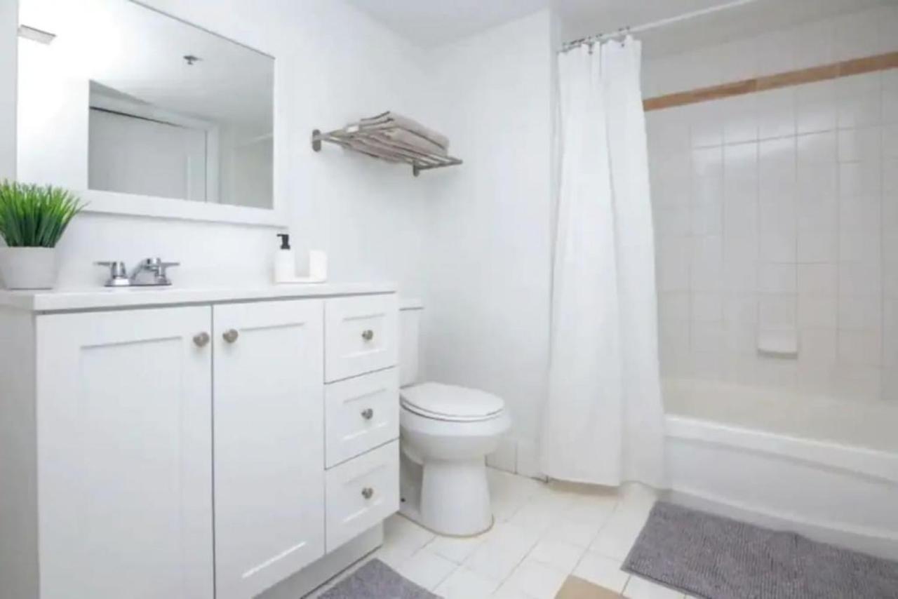 Airbnb-friendly Balcony Brickell With Parking Holiday home