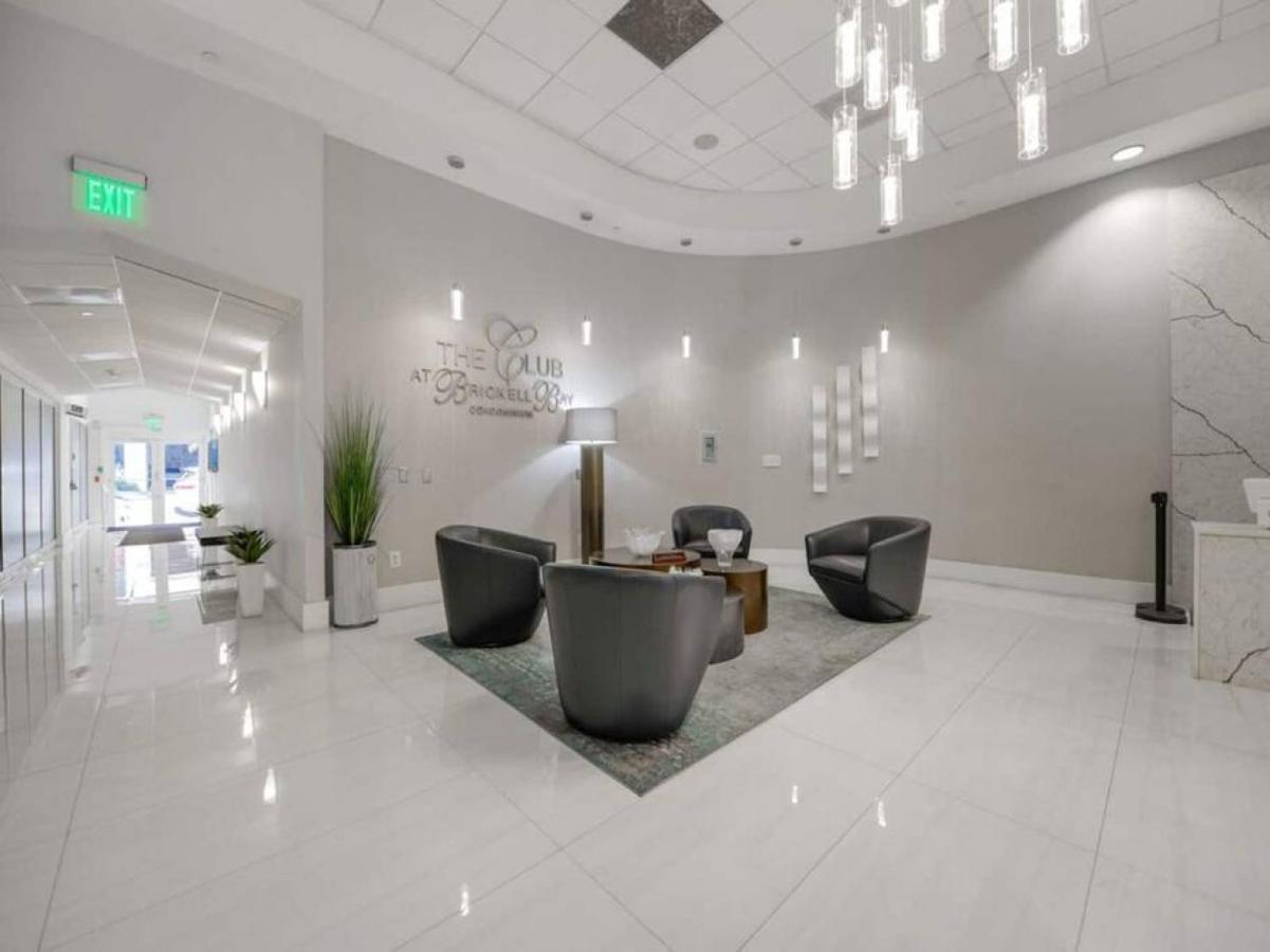 Penthouse With Ocean And Views In Lux Brickell Sleeps 4 * Miami
