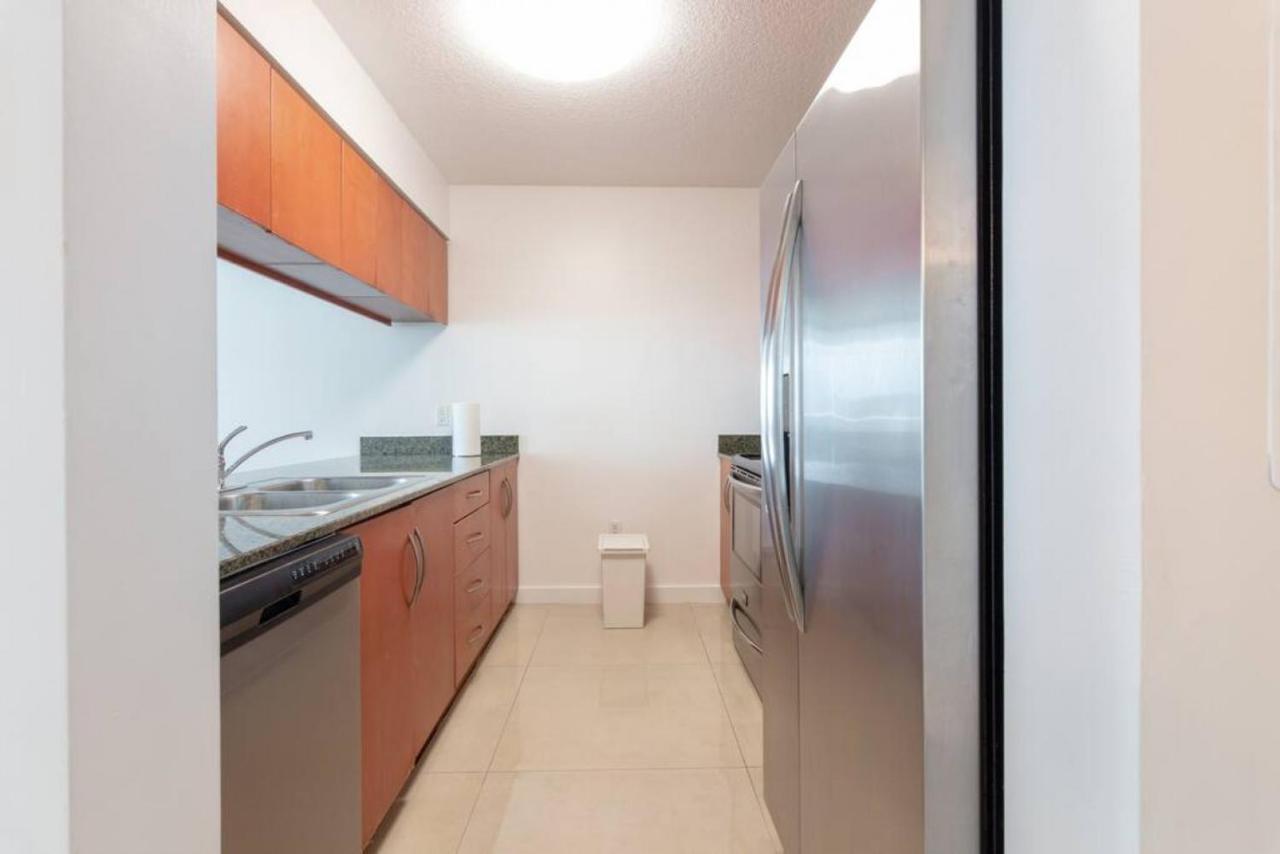 Sunshine Ocean And Views 1 Bedroom Paradise With Parking * Miami