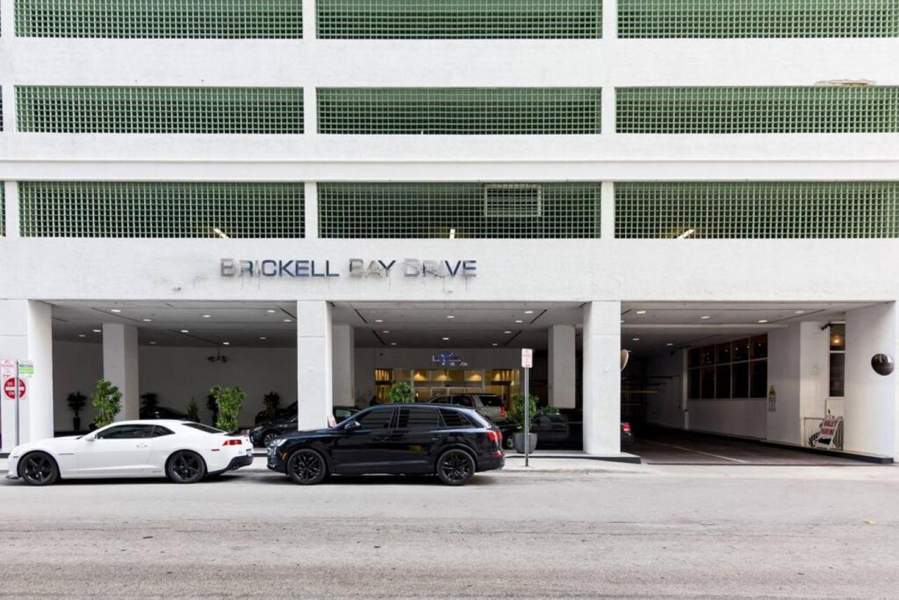 Sunshine Ocean And Views 1 Bedroom Paradise With Parking Miami