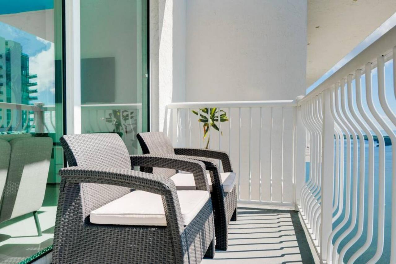 Holiday home Penthouse With Ocean And Views In Lux Brickell Sleeps 4 *