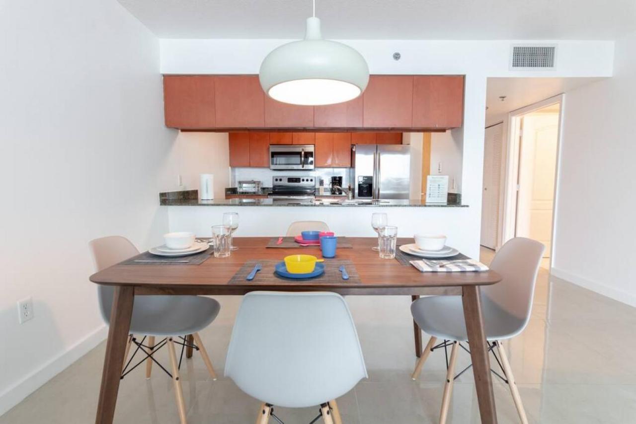 Sunshine Ocean And Views 1 Bedroom Paradise With Parking * Miami