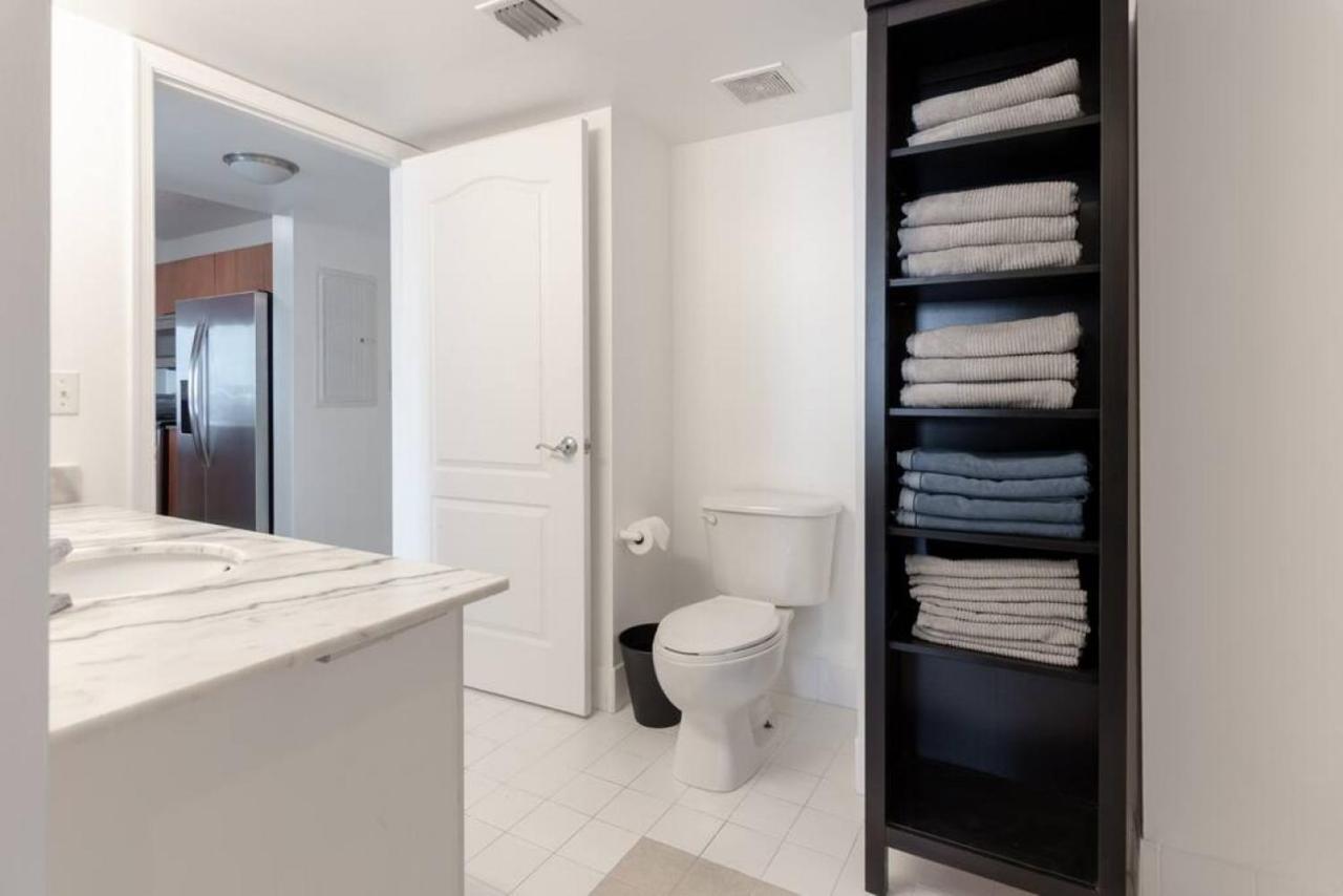 Sunshine Ocean And Views 1 Bedroom Paradise With Parking * Miami