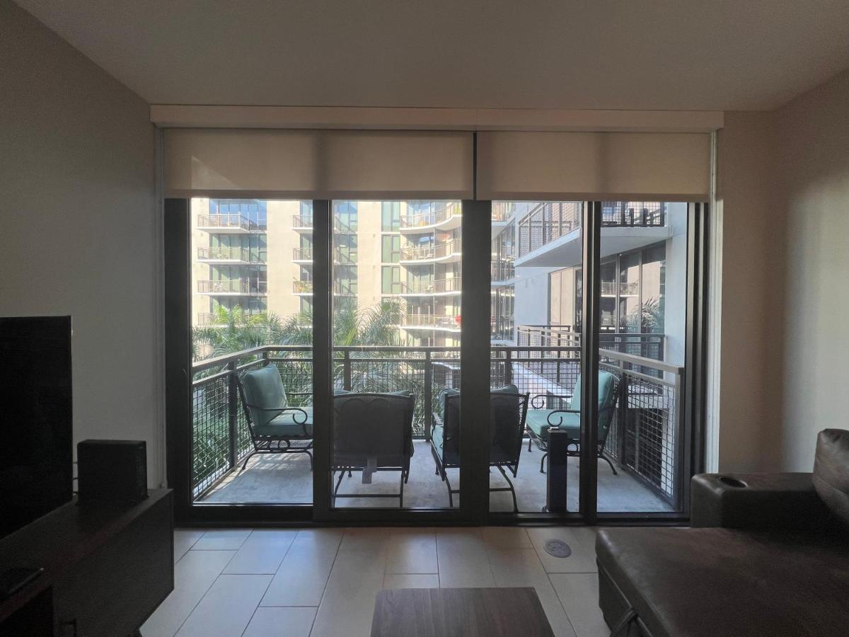 Apartment Upscale 2-bedroom Balcony And Pool View & Luxury Amenities In Miami-doral, Mins To Intl