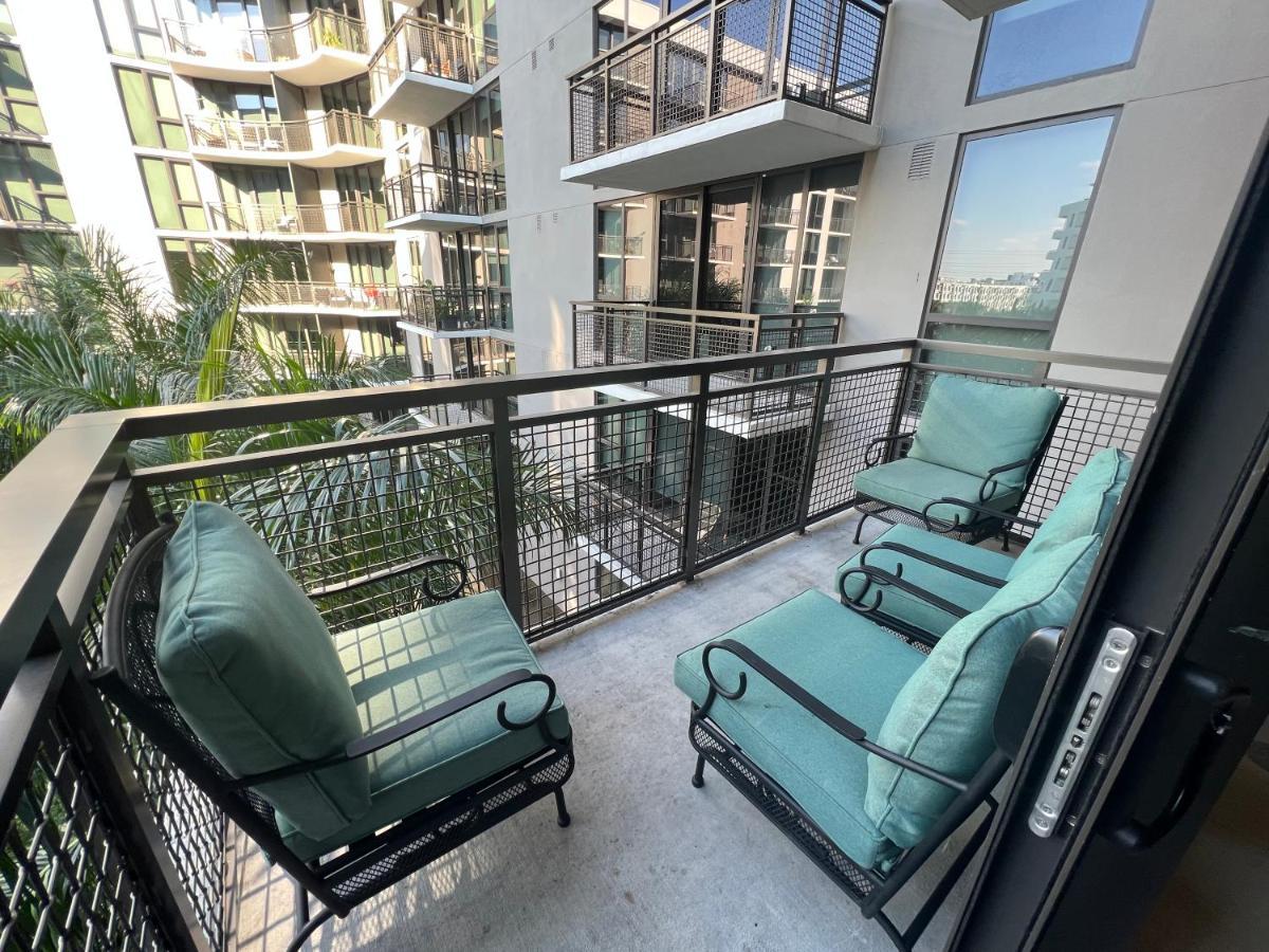 Apartment Upscale 2-bedroom Balcony And Pool View & Luxury Amenities In Miami-doral, Mins To Intl