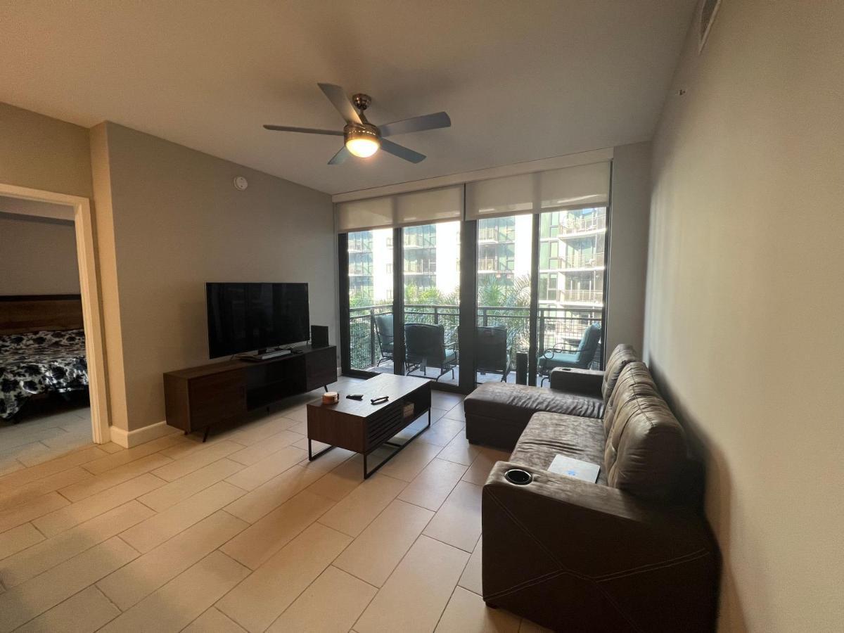 Apartment Upscale 2-bedroom Balcony And Pool View & Luxury Amenities In Miami-doral, Mins To Intl *
