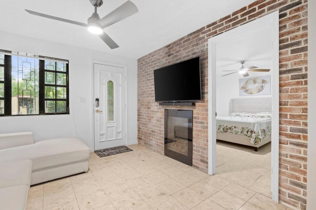 Little Havana Retreat - Newly Remodeled By Loan Depot Stadium! Holiday home Miami