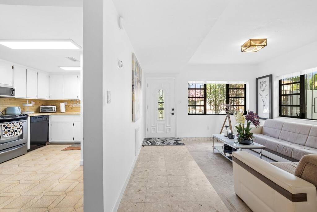 Little Havana Retreat - Newly Remodeled By Loan Depot Stadium!