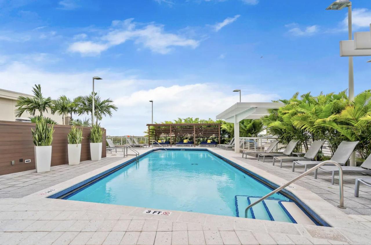 Elite 1bd 1bth At Midblock Miami