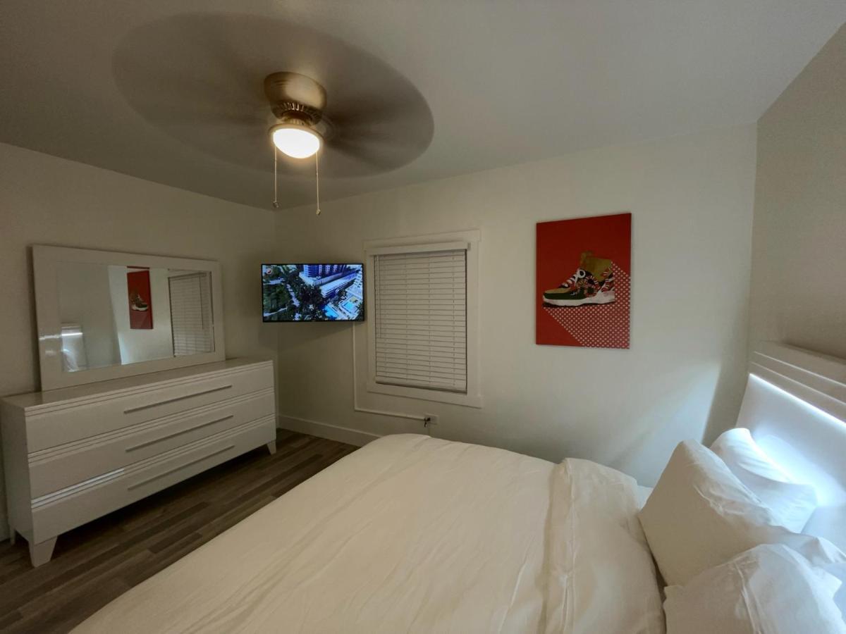 Designer House 3 Bed King Bed Close To South Beach Holiday home *