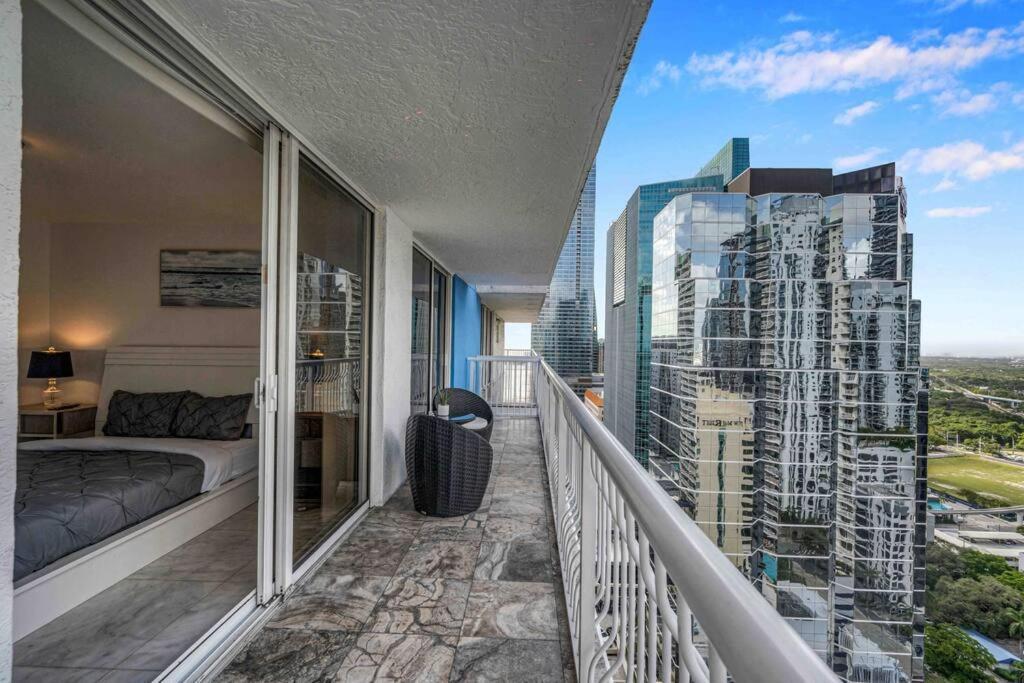 Apartment Iconic High Floor 3 Bedrooms In The Heart Of *