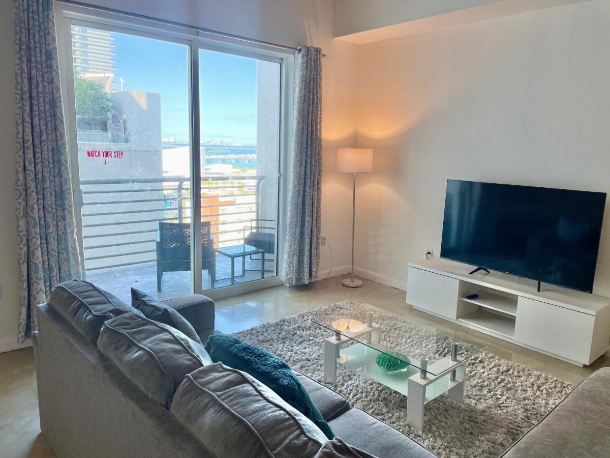 1br Loft In Downtown With Bay View And Workspace *