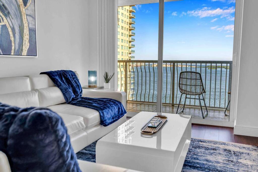 Apartment Ocean View 3 Bedrooms In W Parking Miami