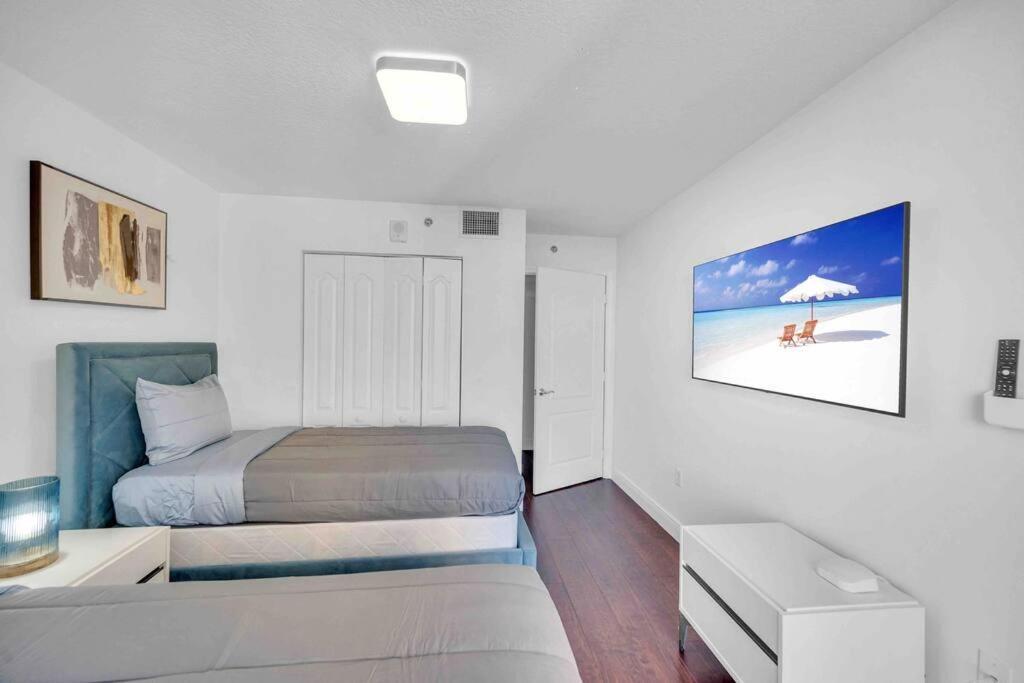 Apartment Ocean View 3 Bedrooms In W Parking Miami