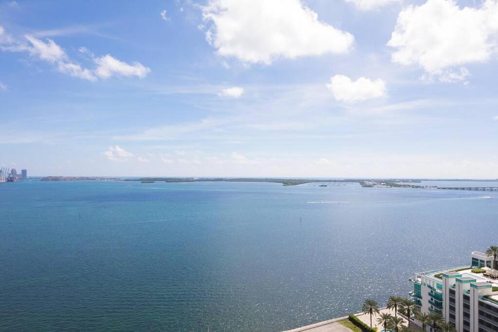 Ocean View 3 Bedrooms In W Parking Miami