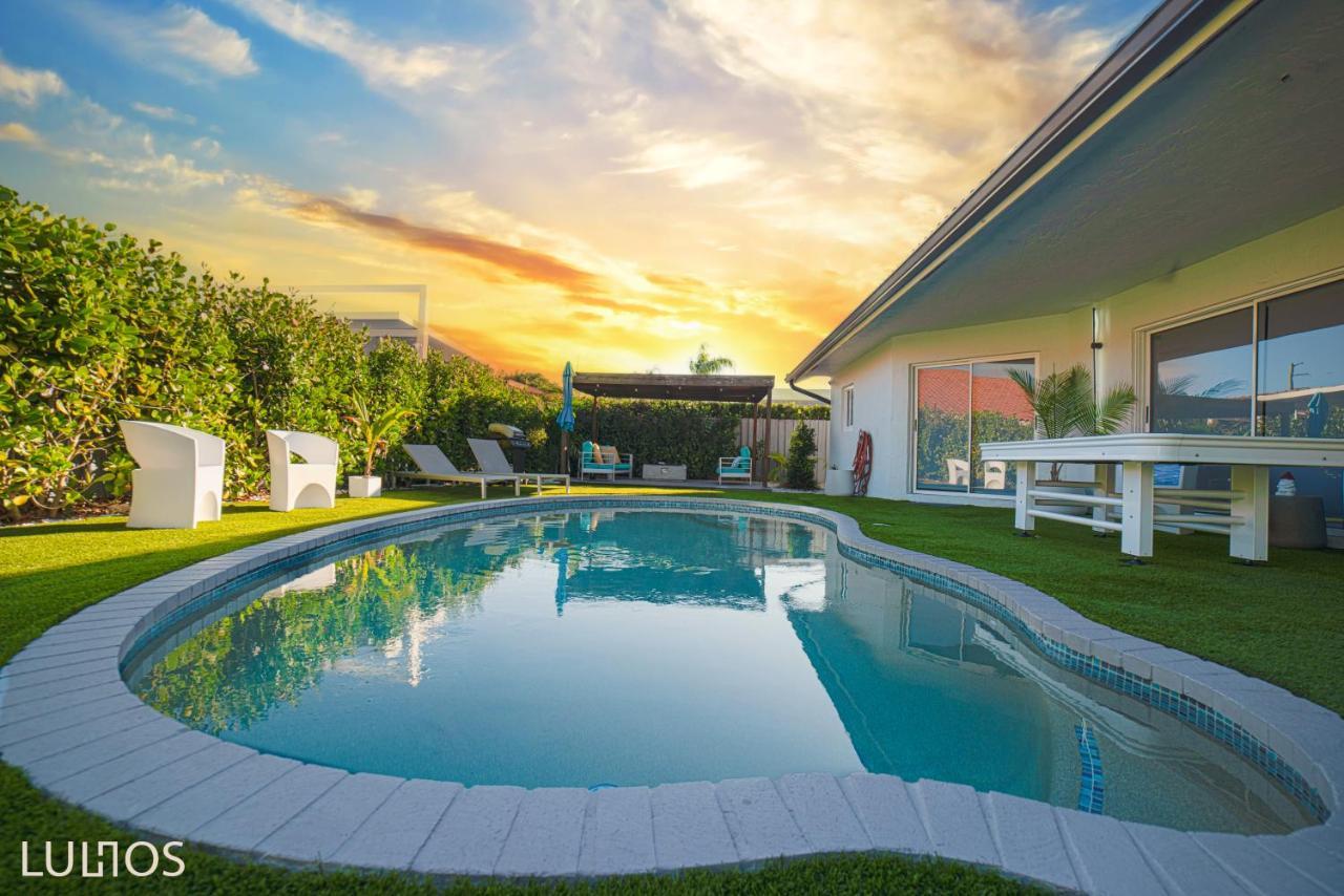 Holiday home Breezy Oasis With Pooltable, Heated Pool, Golf & Gazeebo L29 Miami