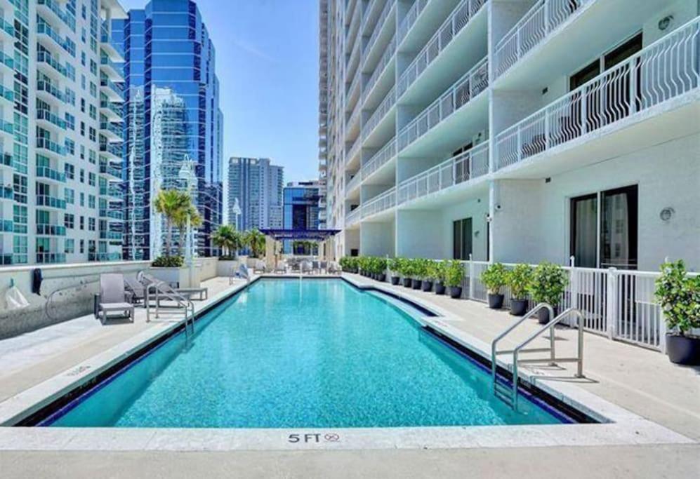 Amazing Cozy In Brickell Apartment *