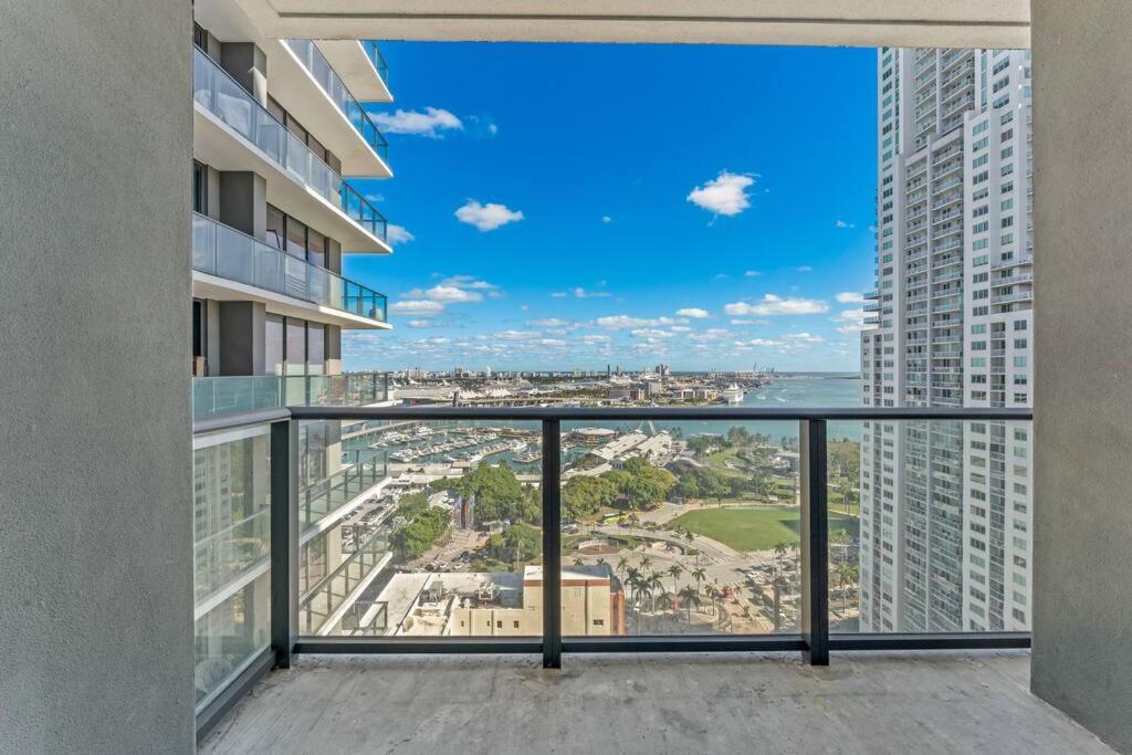 Apartment 2 Bedroom Luxury Oceanview