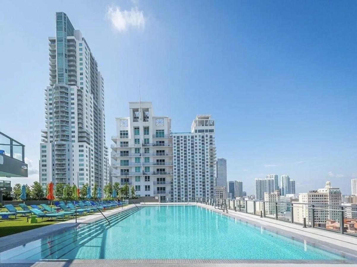 Apartment Luxury Studio In Heart Of Downtown With Ocean View *
