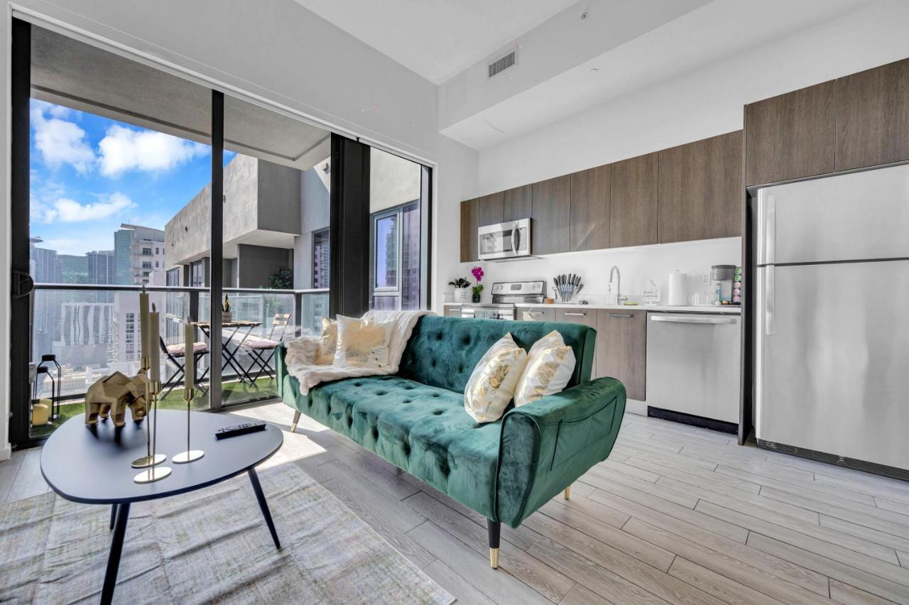 Luxury Studio In Heart Of Downtown With Ocean View