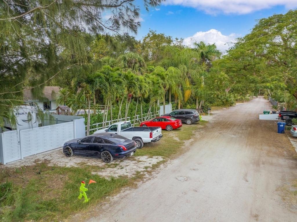 Villa Farmhouse Miami *