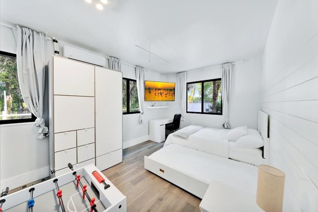 Farmhouse Miami Miami