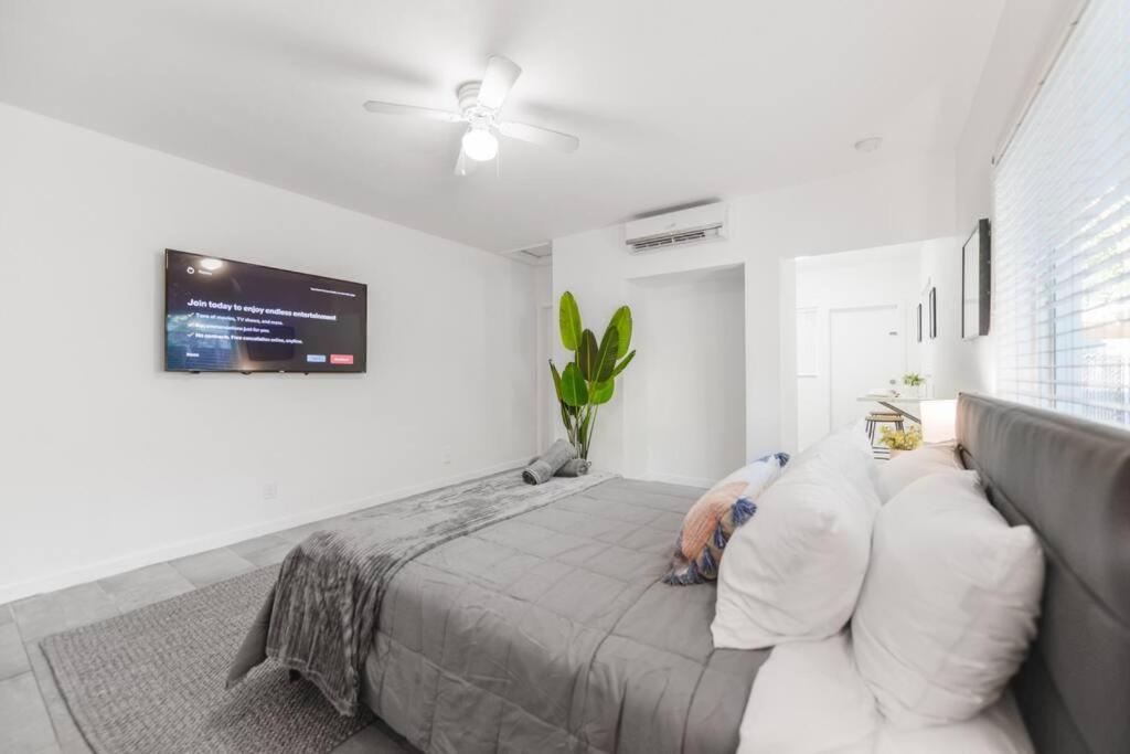 Apartment Awesome 15 Min From The