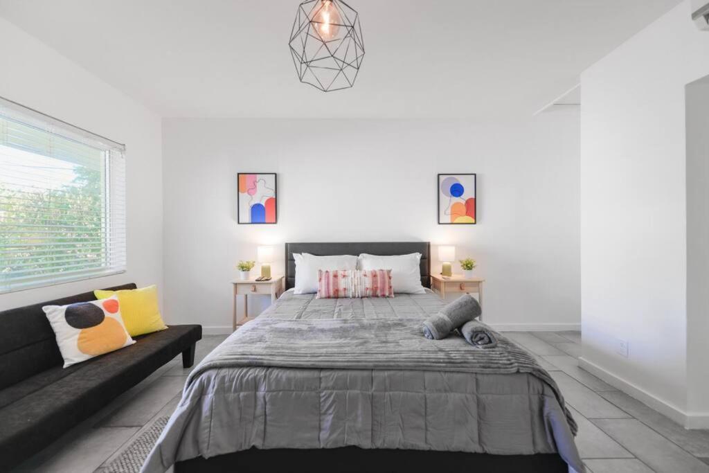 Amazing Studio 15 Min From The Beach Apartment *