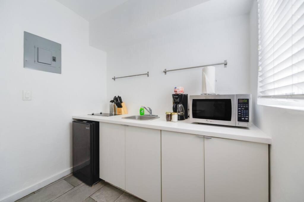 Amazing Studio 15 Min From The Beach Apartment Miami