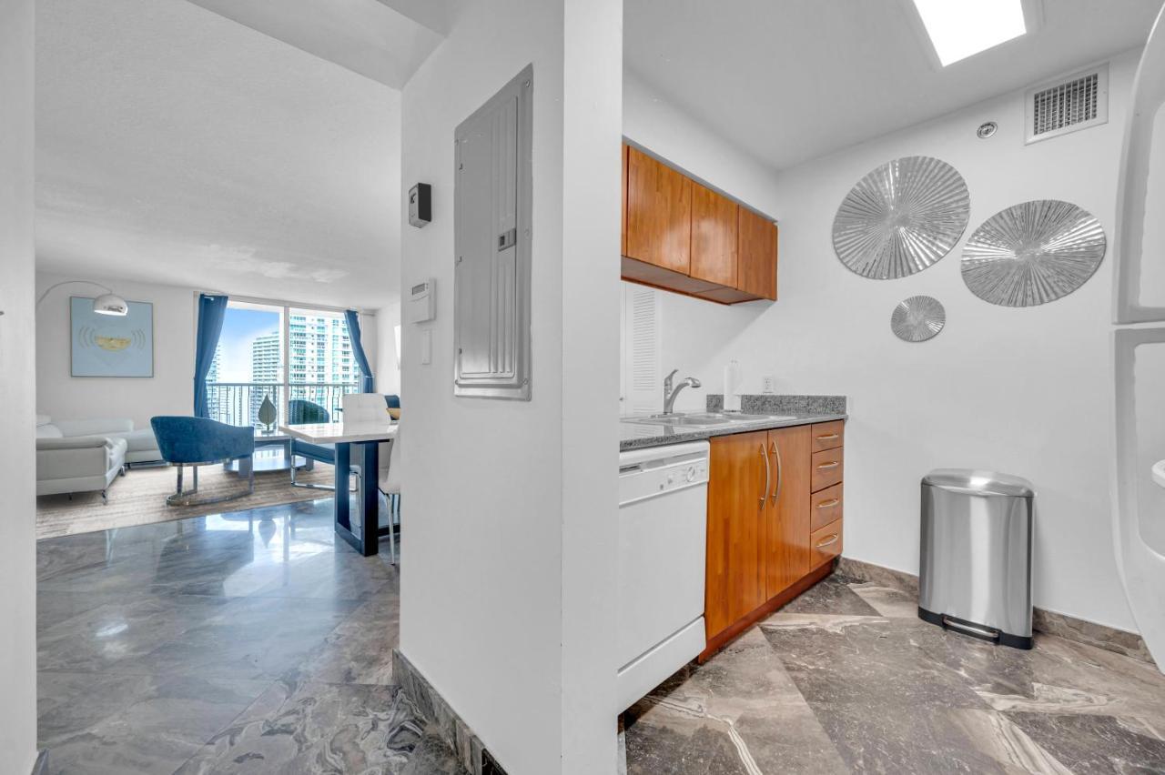 Luxury 2 Bedrooms Brickell Bay Holiday home