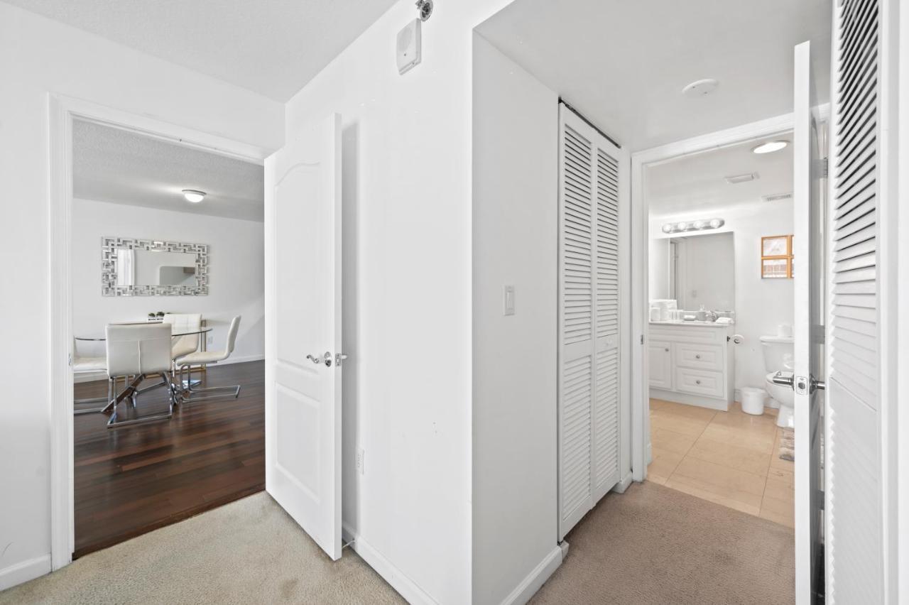 Private Unit With Amenities And Parking Apartment *