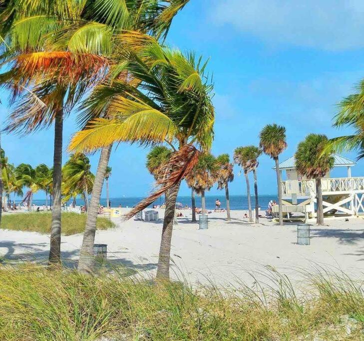 2 Bedroom With Stunning Views At The W Residences Apartamento Miami