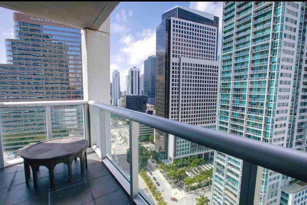 Apartamento 2 Bedroom With Stunning Views At The W Residences Miami