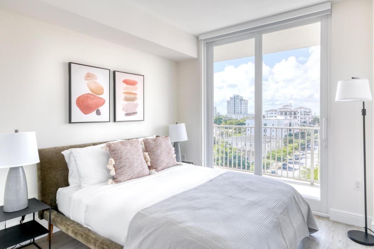 Coral Gables 2br W Wd Pool Gym Near Shops Mia-45