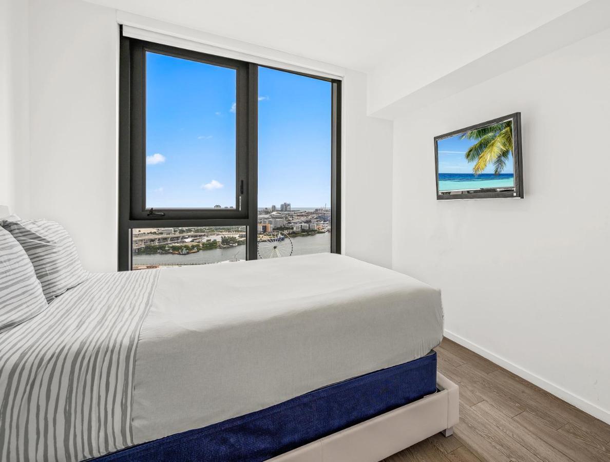 Apartment High! In The Sky! Exclusive Condo! Miami