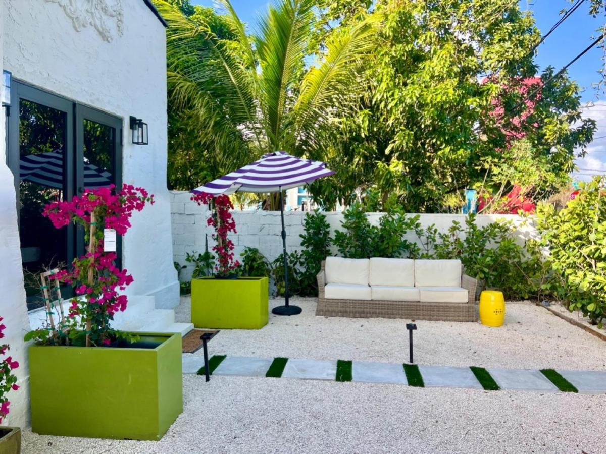 Apartment The Carrington: Multi-unit Retreat With