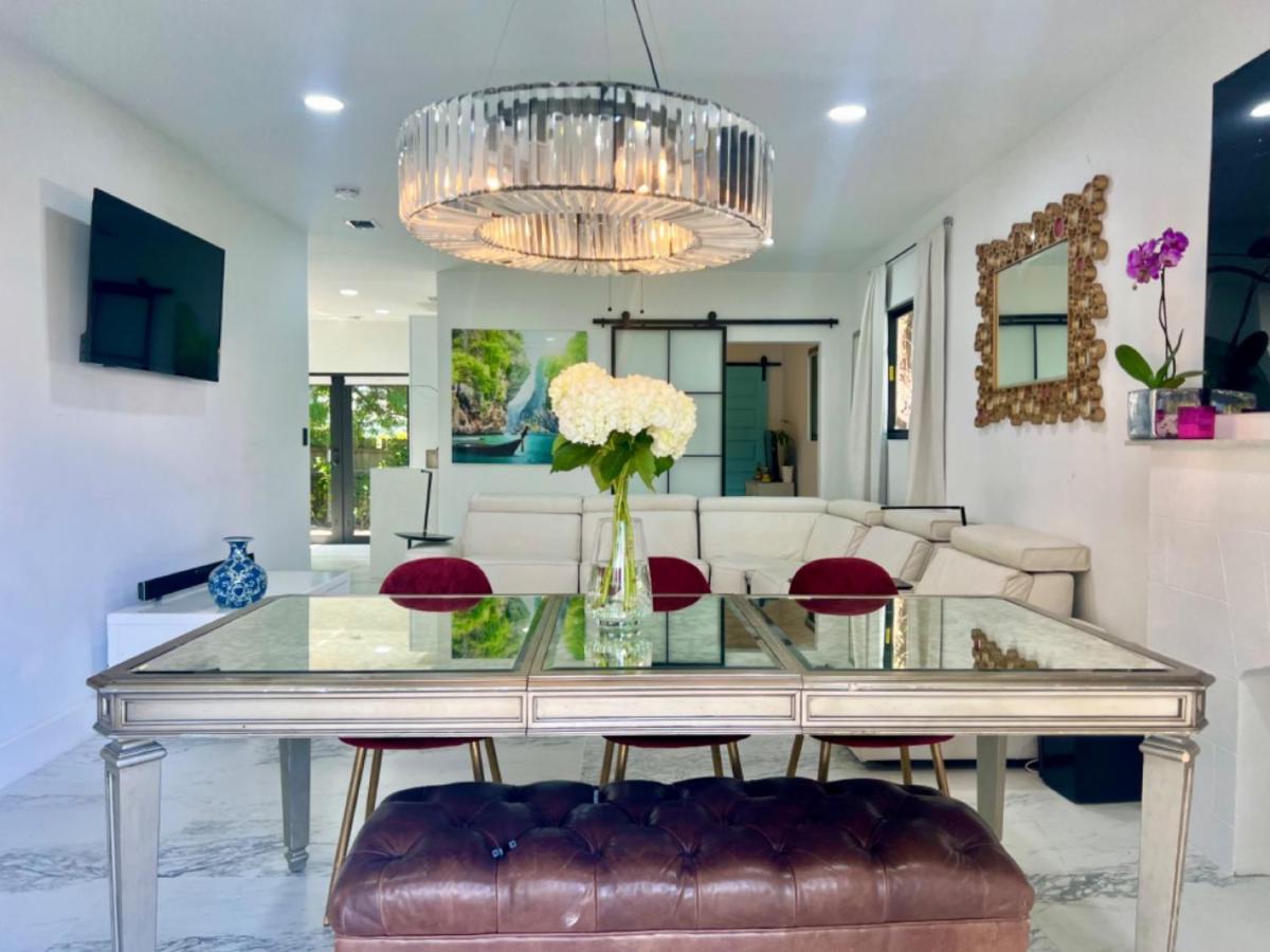 The Carrington: Multi-unit Retreat With *