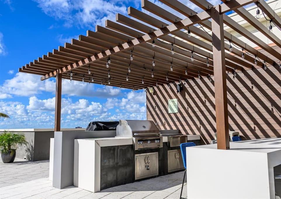 Luxury 2bd 2ba Wynwood With Pool & Free Parking Apartment Miami