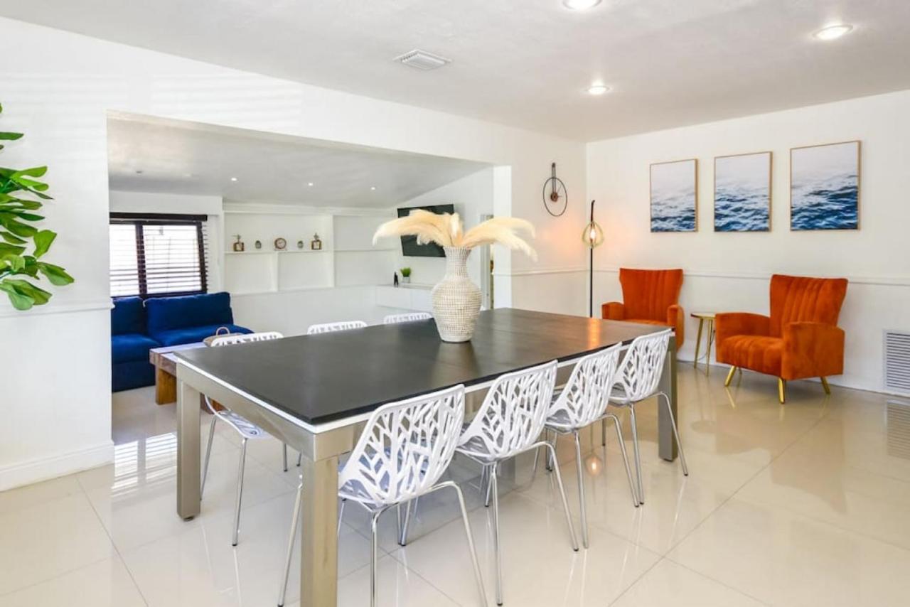 Villa Five Bedroom With Pool In Highland Lakes Near Aventura Mall