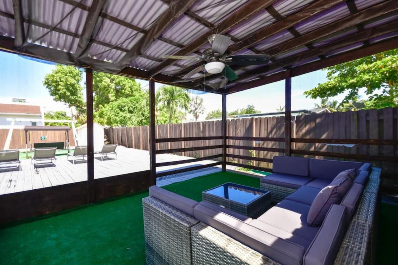 Five Bedroom With Pool In Highland Lakes Near Aventura Mall *