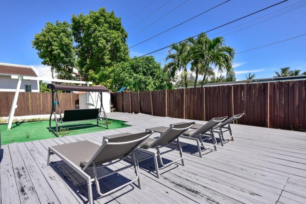 Five Bedroom With Pool In Highland Lakes Near Aventura Mall * Miami