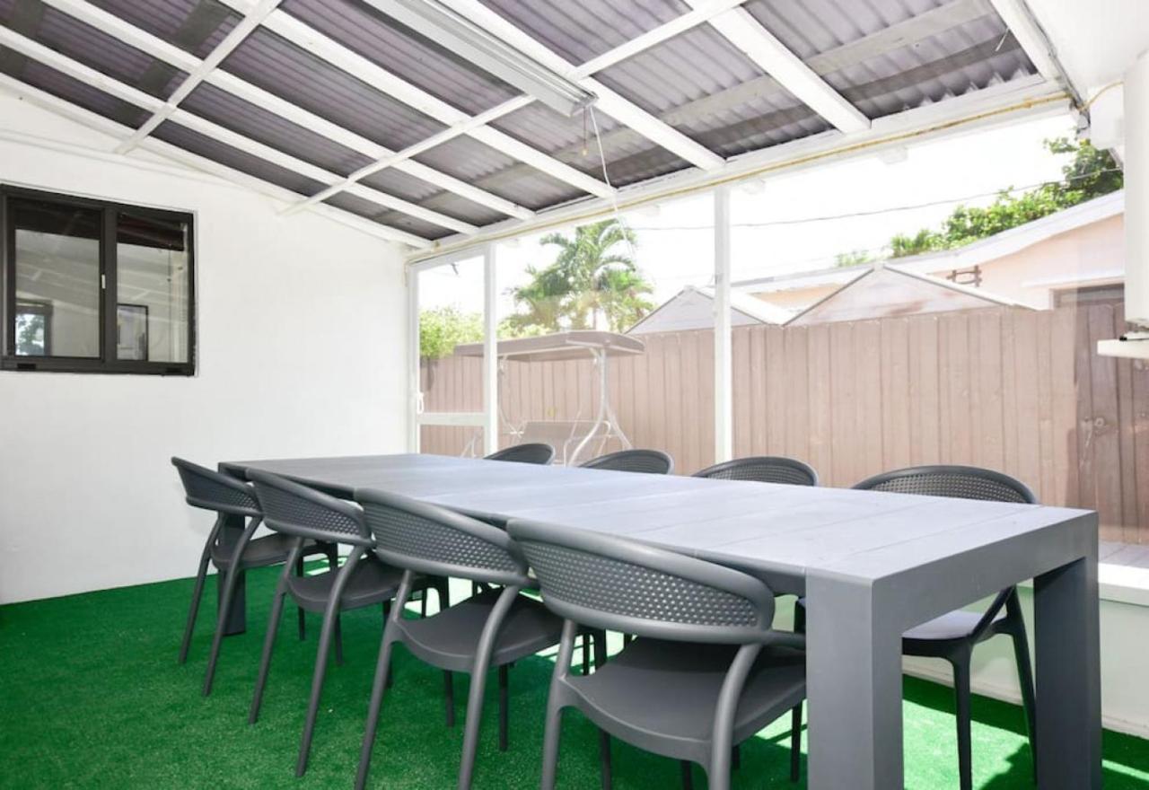 Five Bedroom With Pool In Highland Lakes Near Aventura Mall Villa