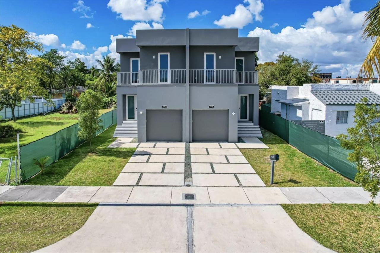 Modern Retreat, Hot Tub And Gazebo Oasis Villa Miami