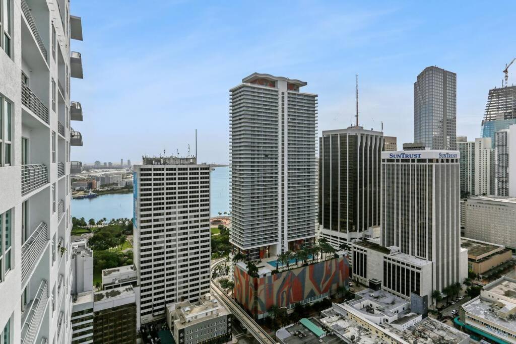 Luxury Loft In The Heart Of Downtown Miami. Apartment