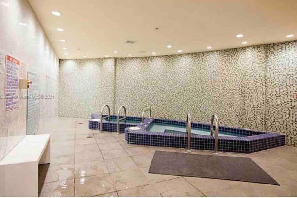 And Luxurious Living In Downtown