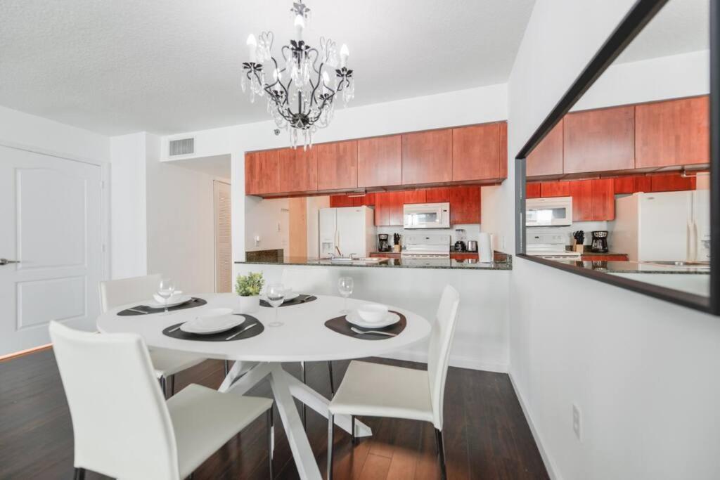 Apartment Awesome At Brickell W Free Parking *