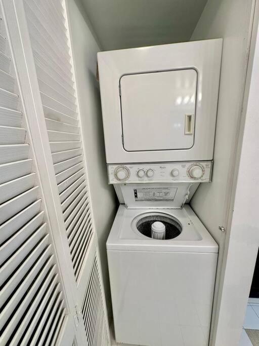 Awesome At Brickell W Free Parking Apartment *